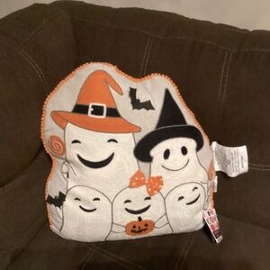New Novogratz Halloween Ghost Family Decorative Pillow 17”x17”